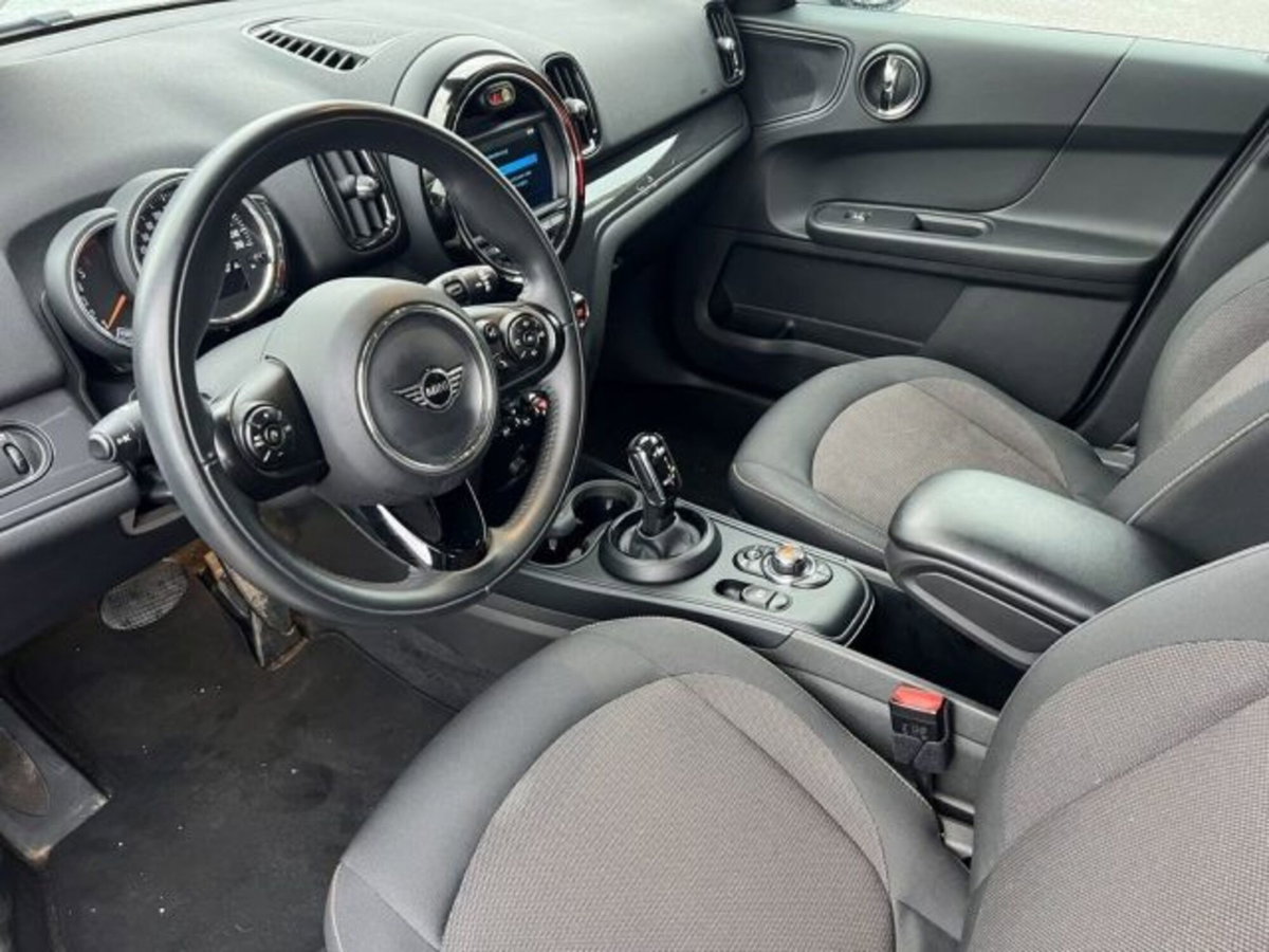 MINI Mini Countryman 2.0 Cooper D Essential Countryman (6)