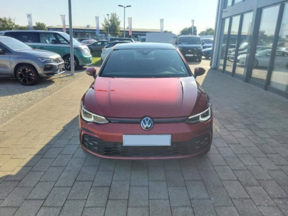 Volkswagen Golf 2.0 TSI GTI DSG (2)