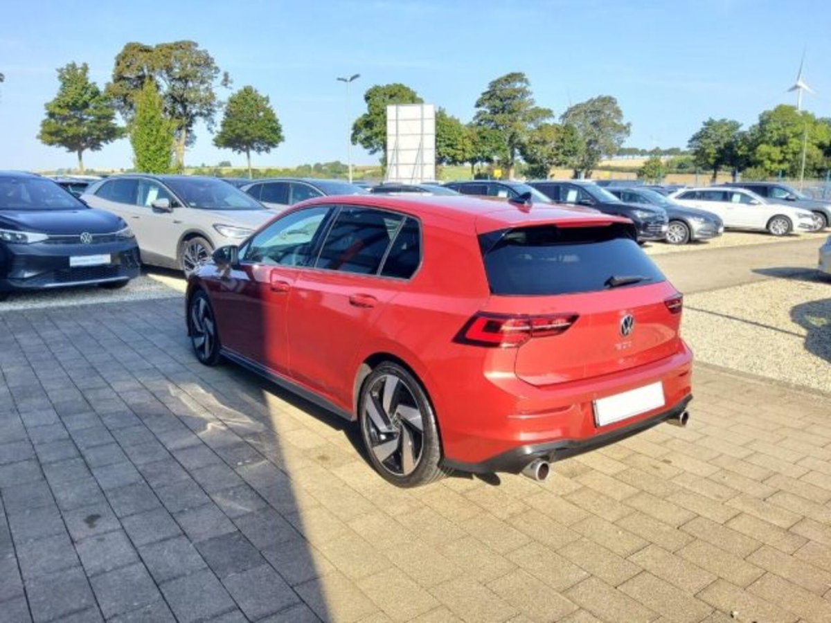Volkswagen Golf 2.0 TSI GTI DSG (4)