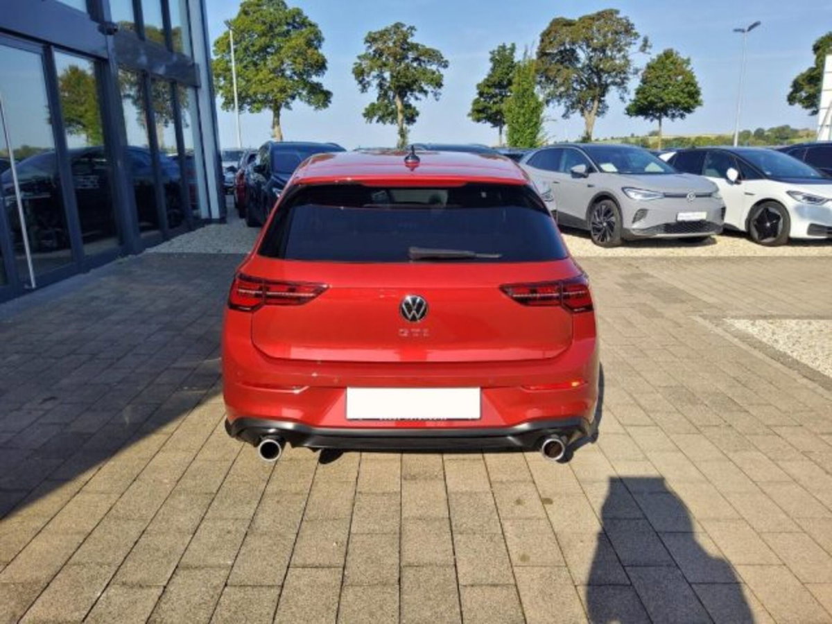Volkswagen Golf 2.0 TSI GTI DSG (5)