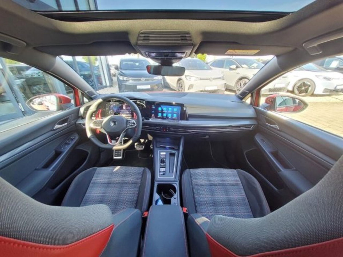 Volkswagen Golf 2.0 TSI GTI DSG (8)