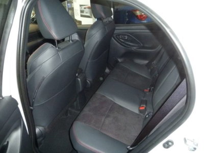 Toyota Yaris GR Sport 130 GR Sport (11)