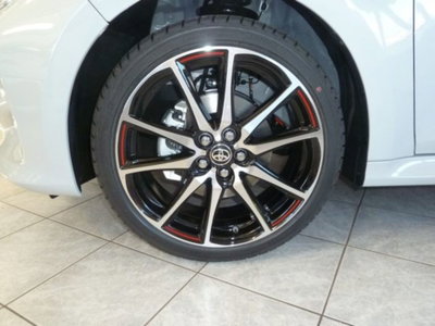Toyota Yaris GR Sport 130 GR Sport (5)