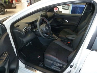 Toyota Yaris GR Sport 130 GR Sport (6)