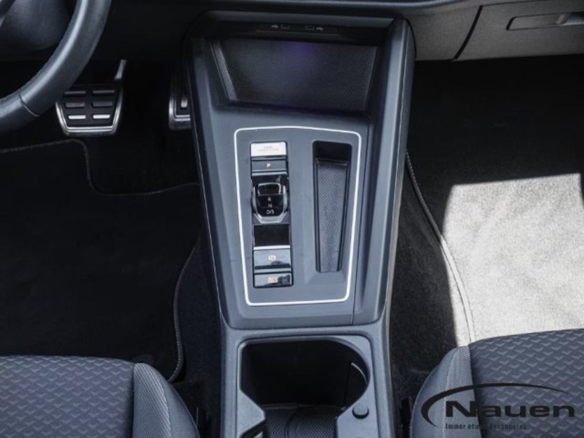 Volkswagen Golf Variant 2.0 TDI SCR DSG Style (12)