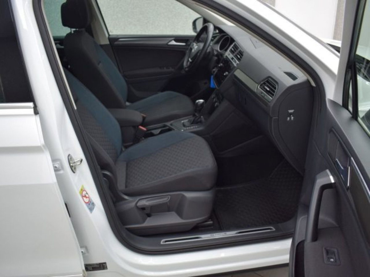Volkswagen Tiguan 2.0 tdi R-Line 150cv dsg (14)