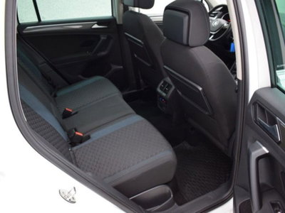 Volkswagen Tiguan 2.0 tdi R-Line 150cv dsg (16)