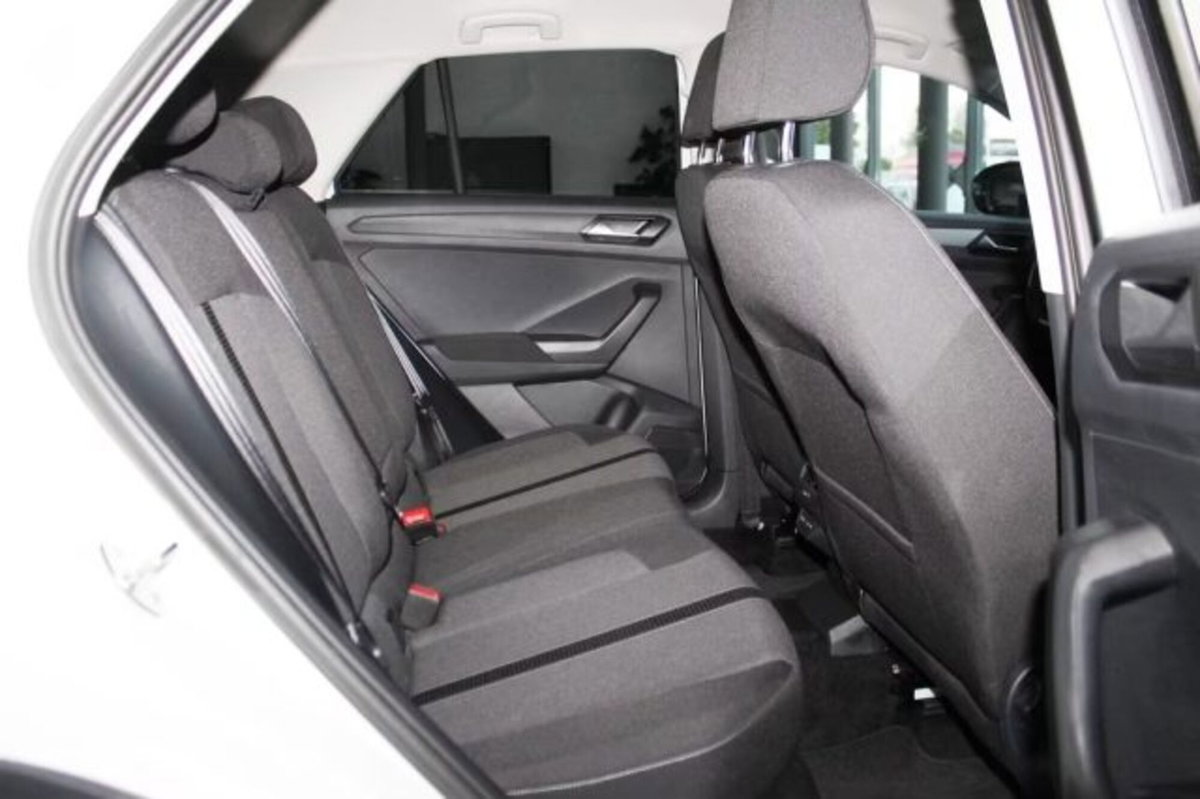 Volkswagen T-Roc 1.0 TSI Life (12)