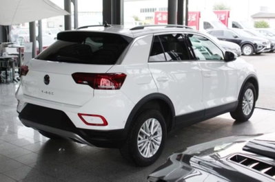 Volkswagen T-Roc 1.0 TSI Life (7)