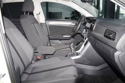 Volkswagen T-Roc 1.0 TSI Life (9)