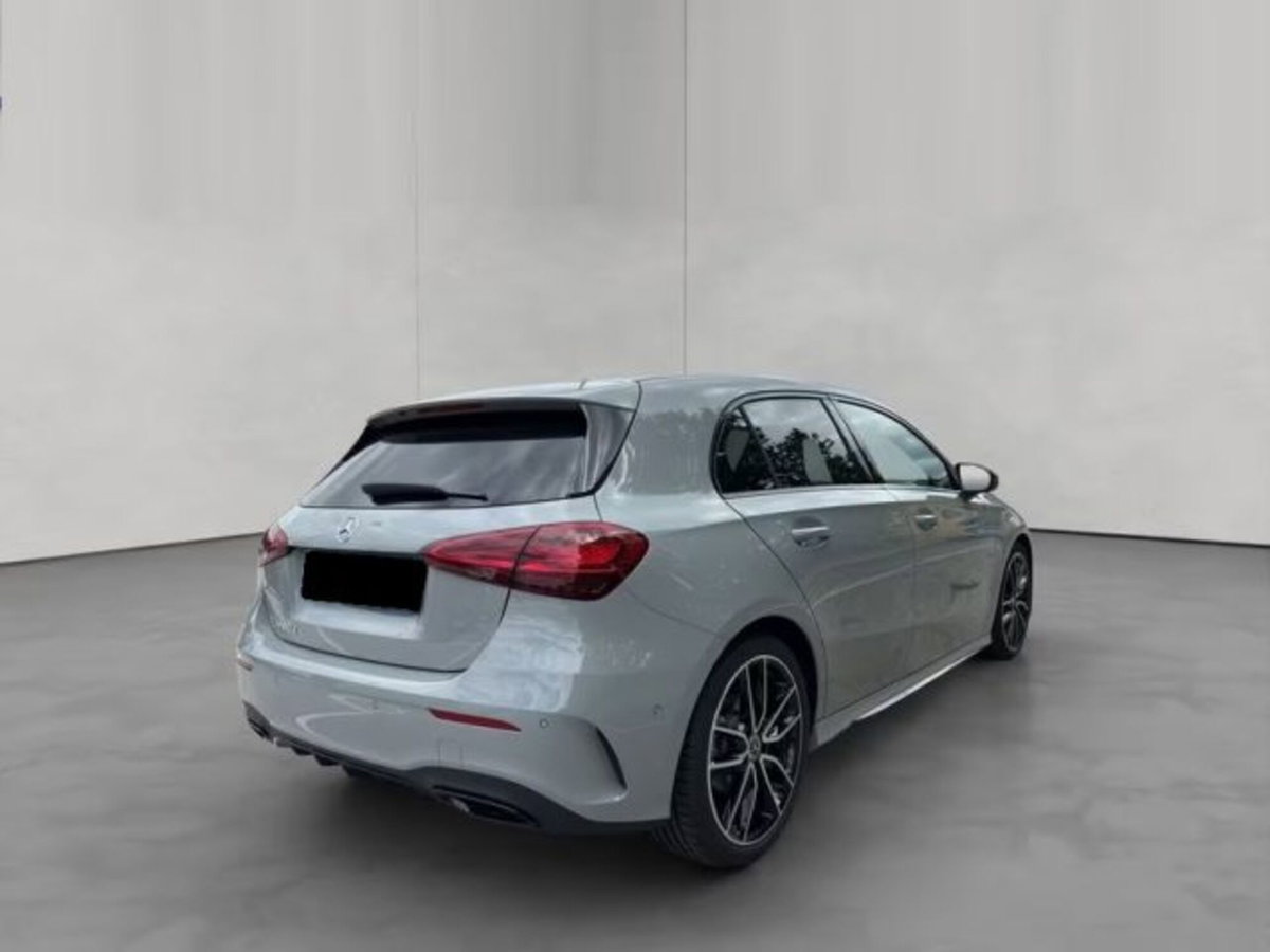 Mercedes-Benz Classe A 180 d AMG Line Premium Plus auto (4)