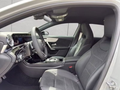 Mercedes-Benz Classe A 180 d AMG Line Premium Plus auto (9)