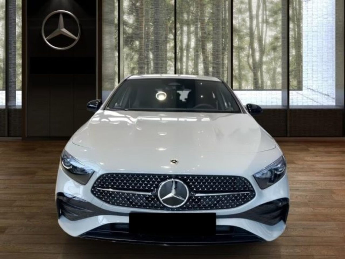 Mercedes-Benz Classe A 180 d AMG Line Premium Plus auto (2)