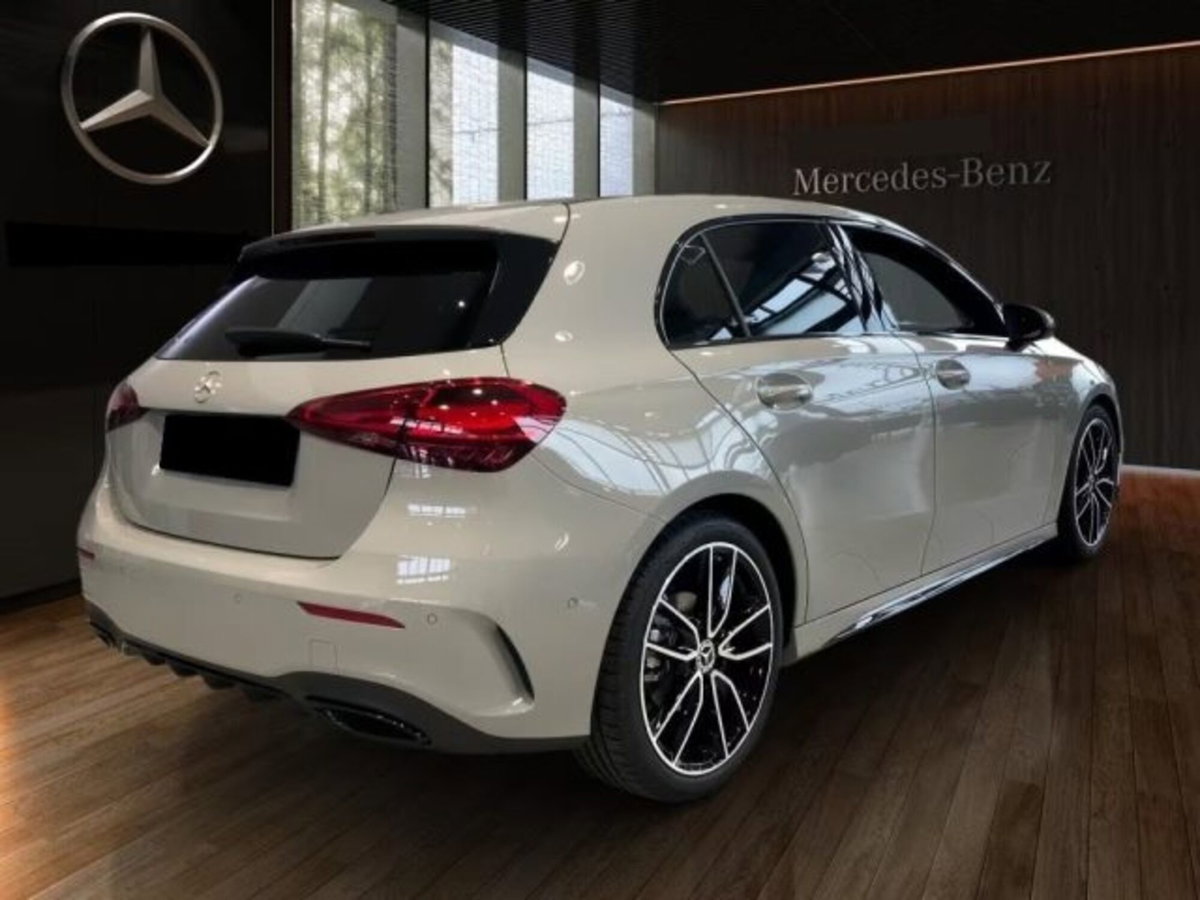 Mercedes-Benz Classe A 180 d AMG Line Premium Plus auto (4)