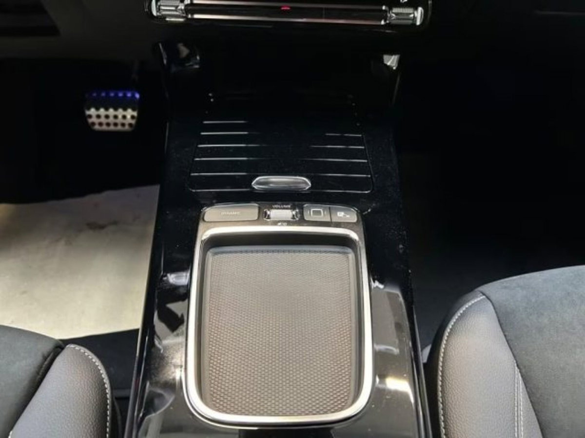 Mercedes-Benz Classe A 180 d AMG Line Premium Plus auto (12)
