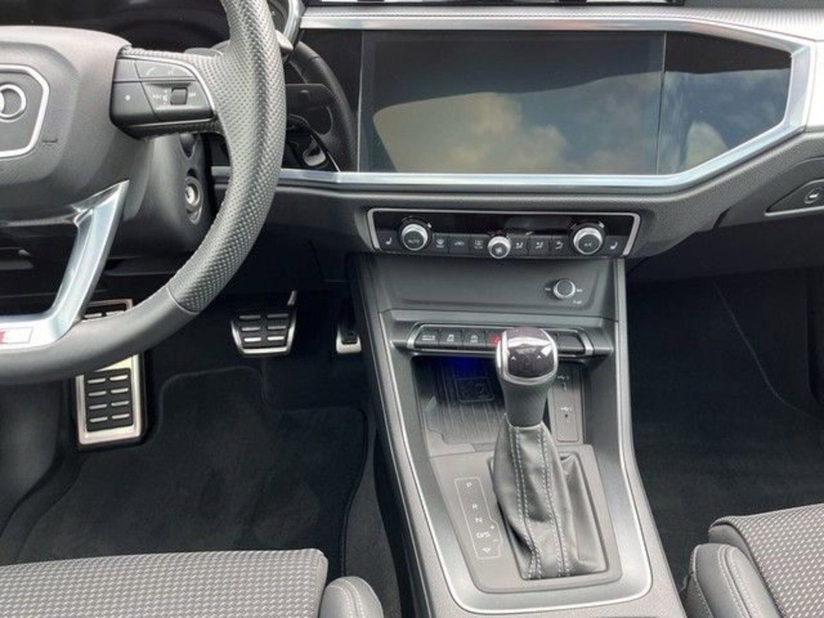 Audi Q3 Sportback 35 TDI S line edition (12)