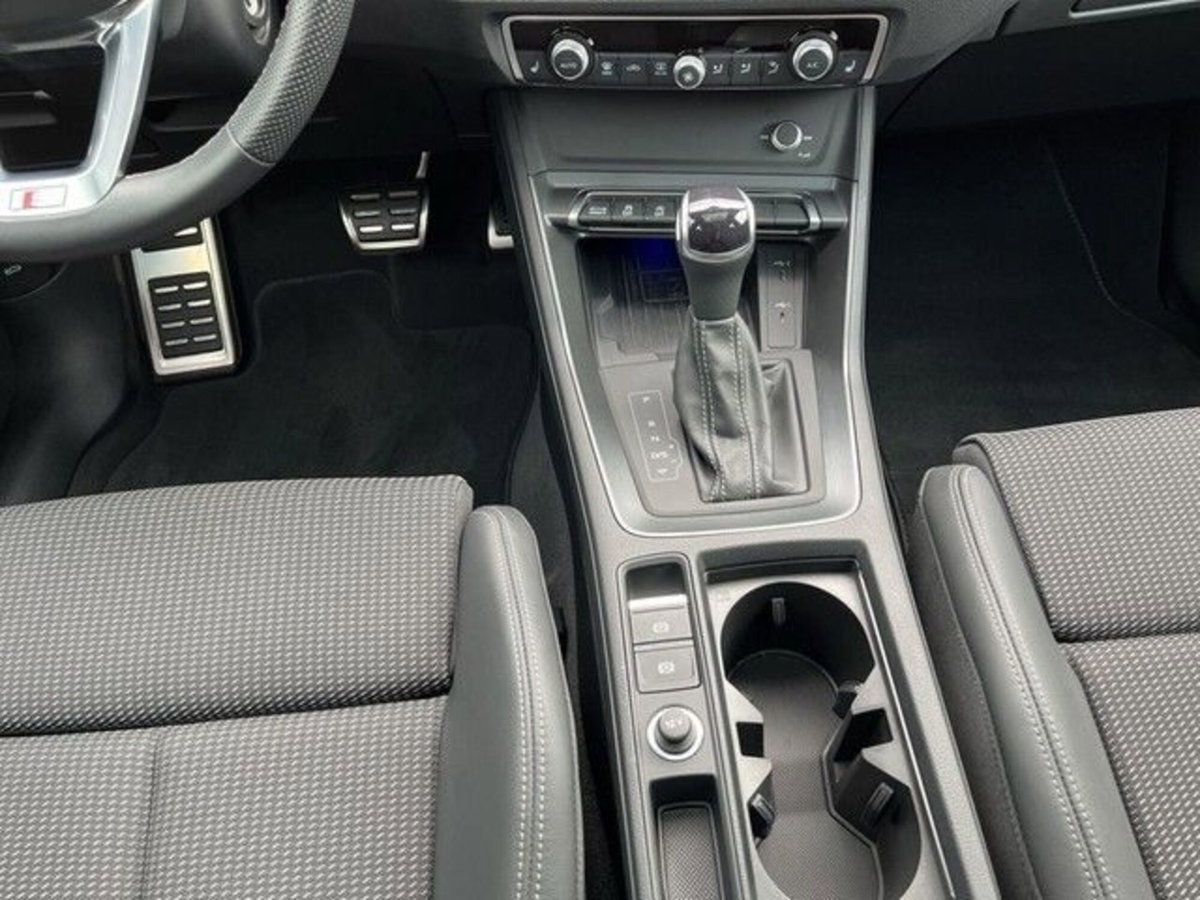 Audi Q3 Sportback 35 TDI S line edition (13)
