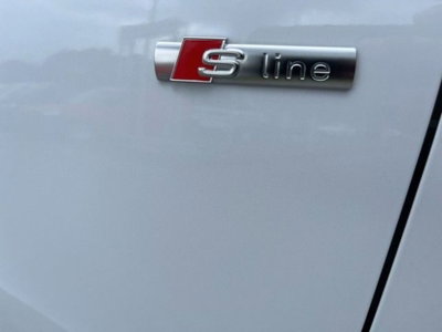 Audi Q3 Sportback 35 TDI S line edition (14)