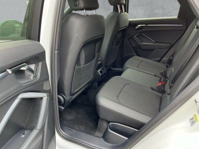 Audi Q3 Sportback 35 TDI S line edition (15)