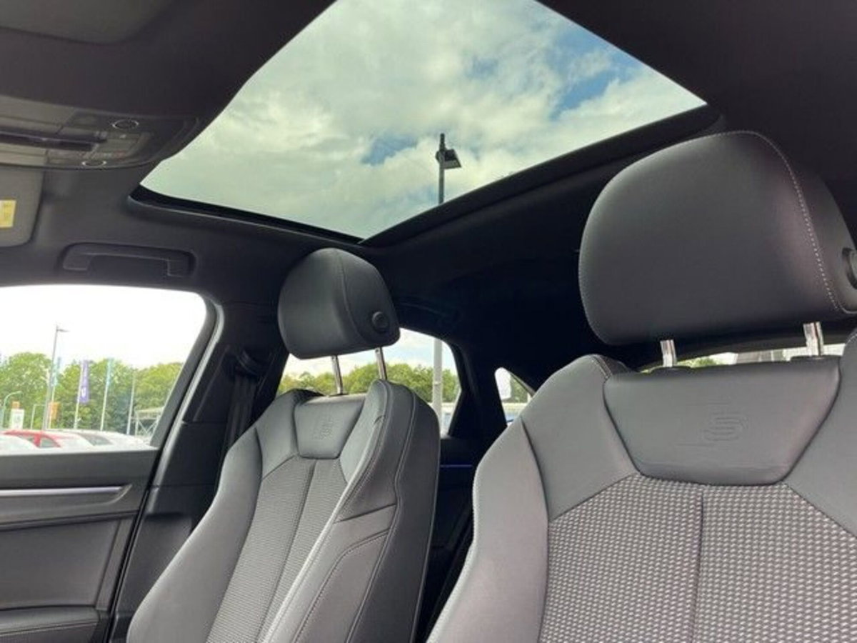 Audi Q3 Sportback 35 TDI S line edition (9)