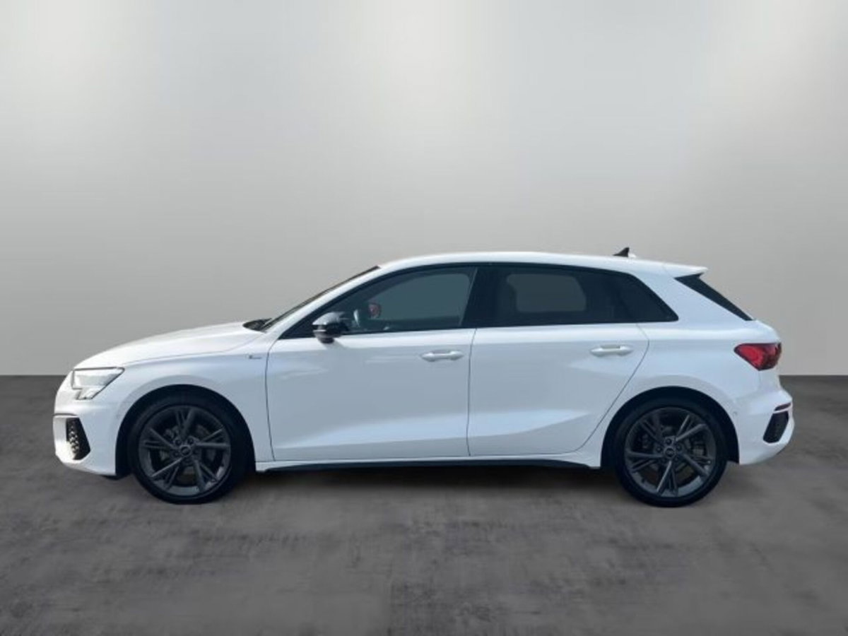 Audi A3 Sportback 30 TDI S tronic S line edition (3)