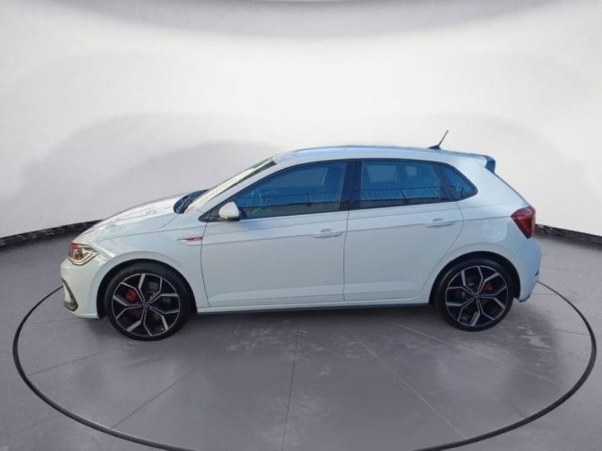 Volkswagen Polo 2.0 tsi GTI dsg (3)