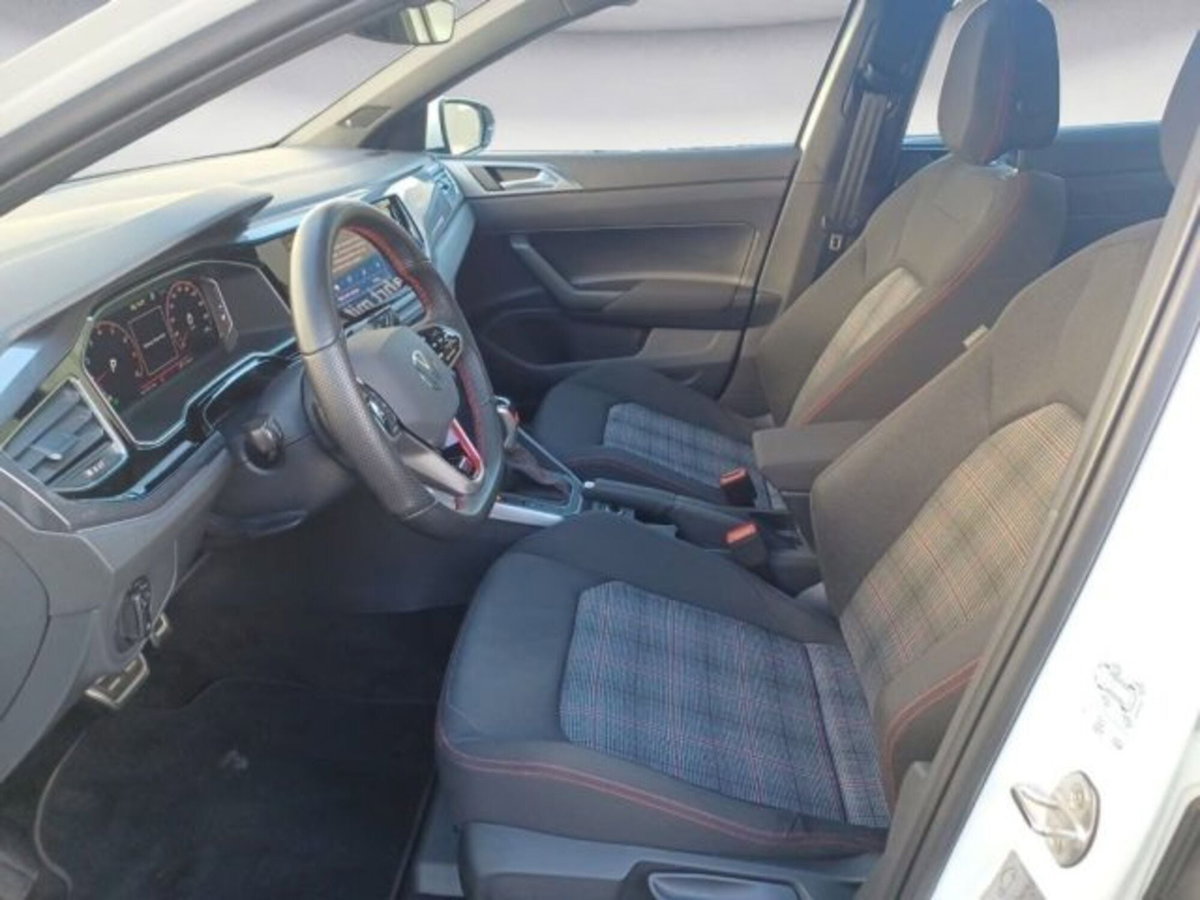 Volkswagen Polo 2.0 tsi GTI dsg (7)