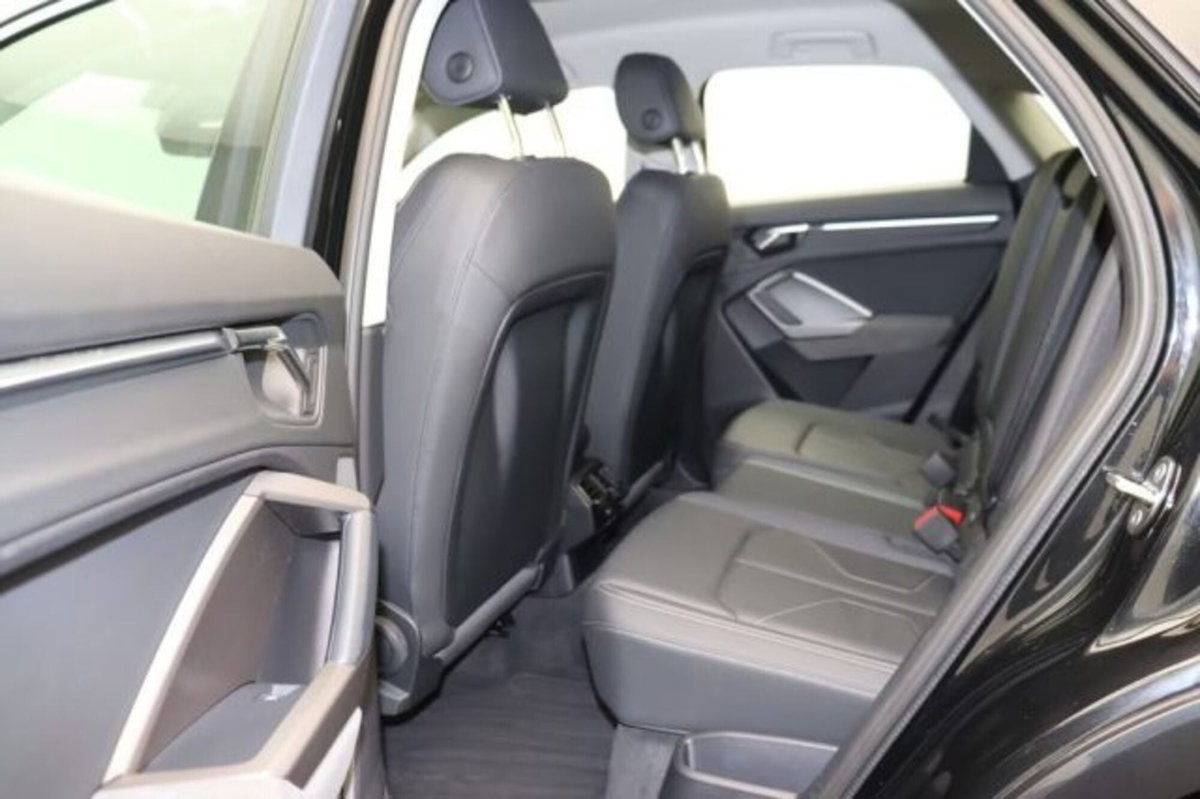 Audi Q3 Sportback 35 TDI quattro S tronic S line edition (14)