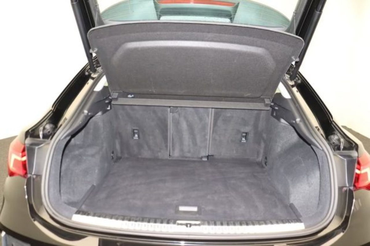 Audi Q3 Sportback 35 TDI quattro S tronic S line edition (15)