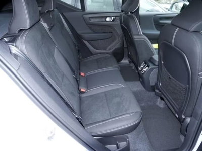 Volvo XC40 Recharge Pure Electric Single Motor FWD Plus (16)