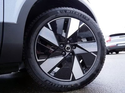Volvo XC40 Recharge Pure Electric Single Motor FWD Plus (3)