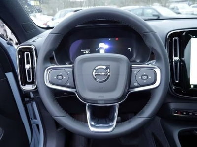 Volvo XC40 Recharge Pure Electric Single Motor FWD Plus (5)