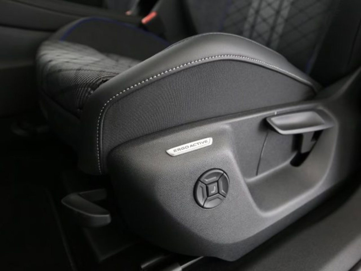 Volkswagen Tiguan 1.5 etsi R-Line 150cv dsg (15)