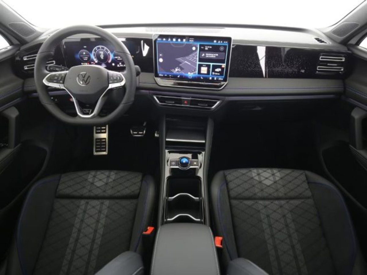 Volkswagen Tiguan 1.5 etsi R-Line 150cv dsg (17)