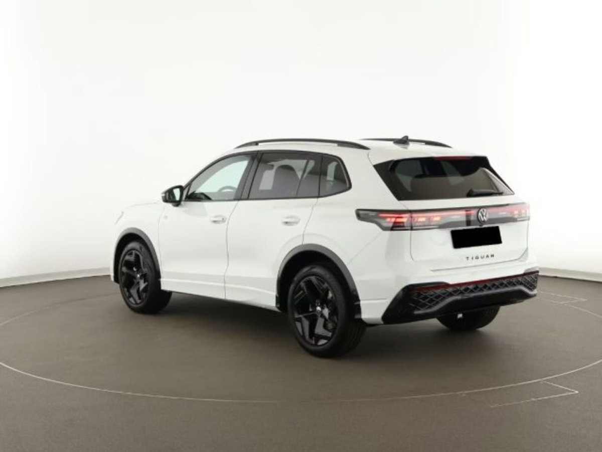 Volkswagen Tiguan 1.5 etsi R-Line 150cv dsg (4)