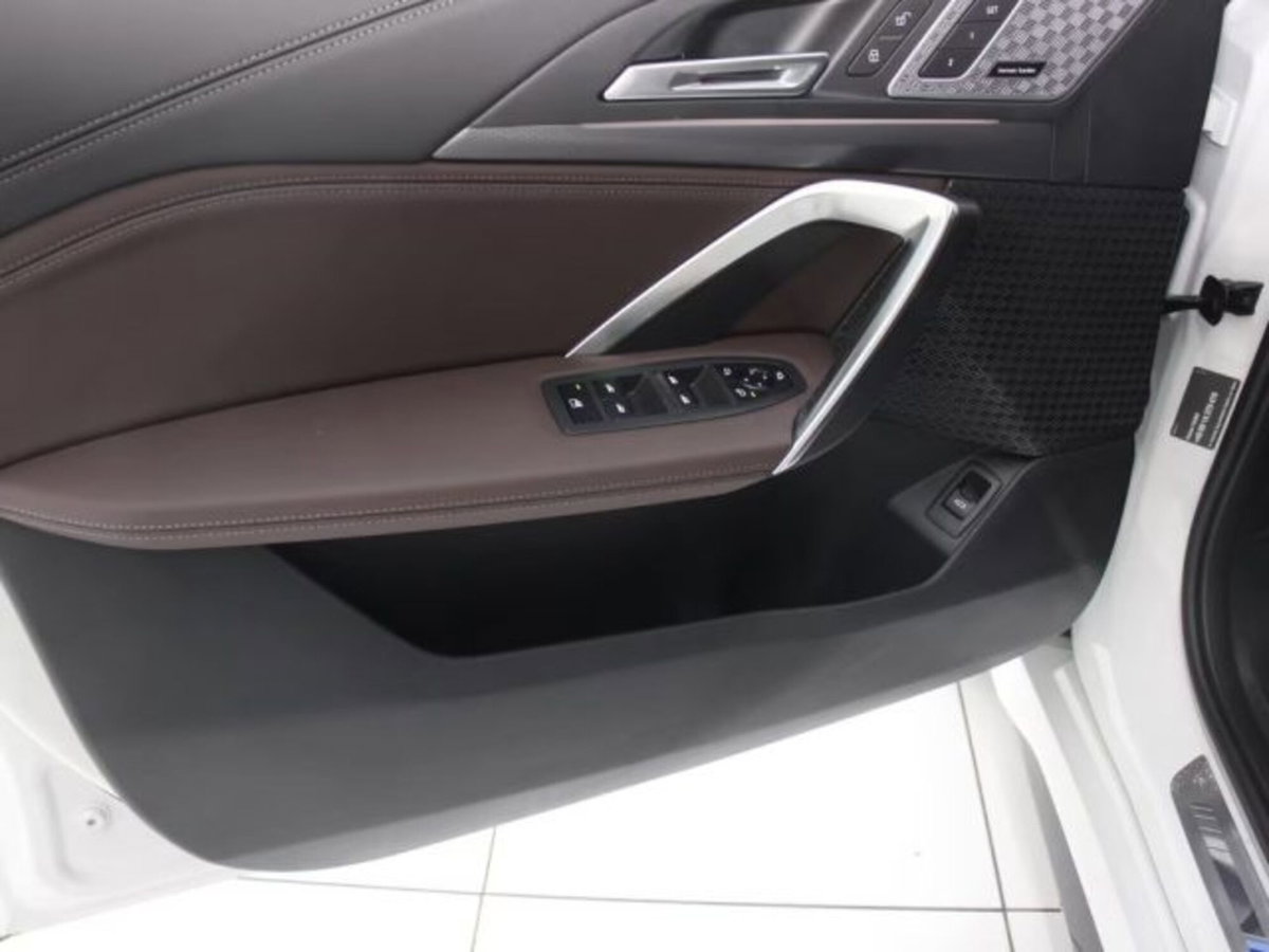 BMW X1 xDrive 20d Msport (6)