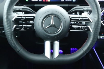 Mercedes-Benz GLA SUV 200 d AMG Line Premium Plus 4matic auto (12)