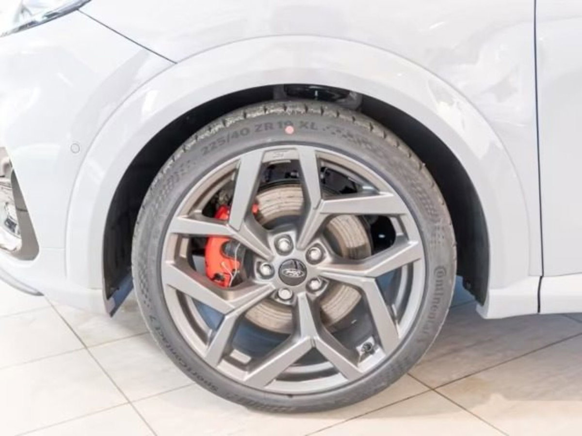 Ford Puma 1.5 EcoBoost 200 CV S&S ST (4)