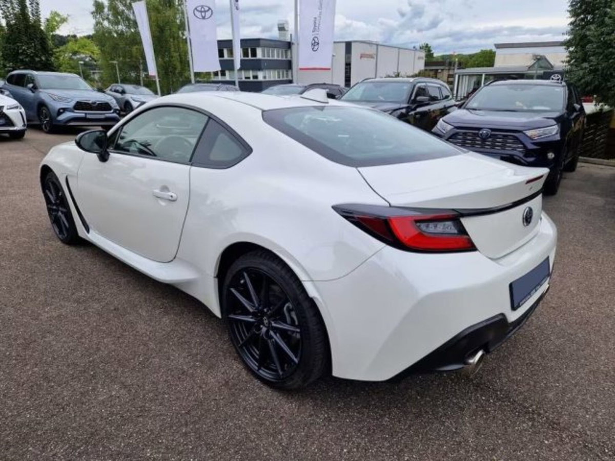 Toyota GR86 2.Premium Sport A/T (3)