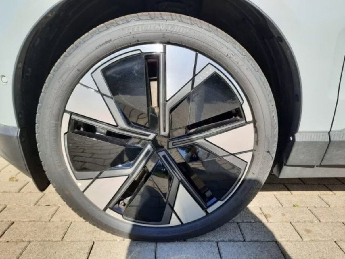 Volvo EX30 Twin Motor Performance Ultra awd (6)