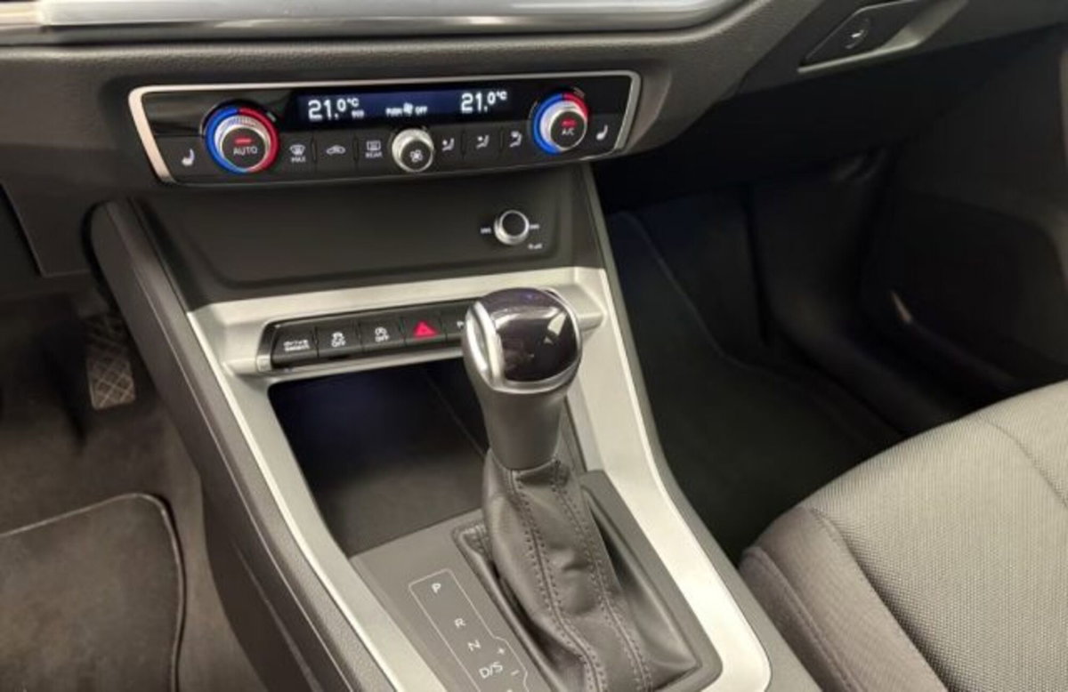 Audi Q3 Sportback 35 TDI quattro S tronic S line edition (12)