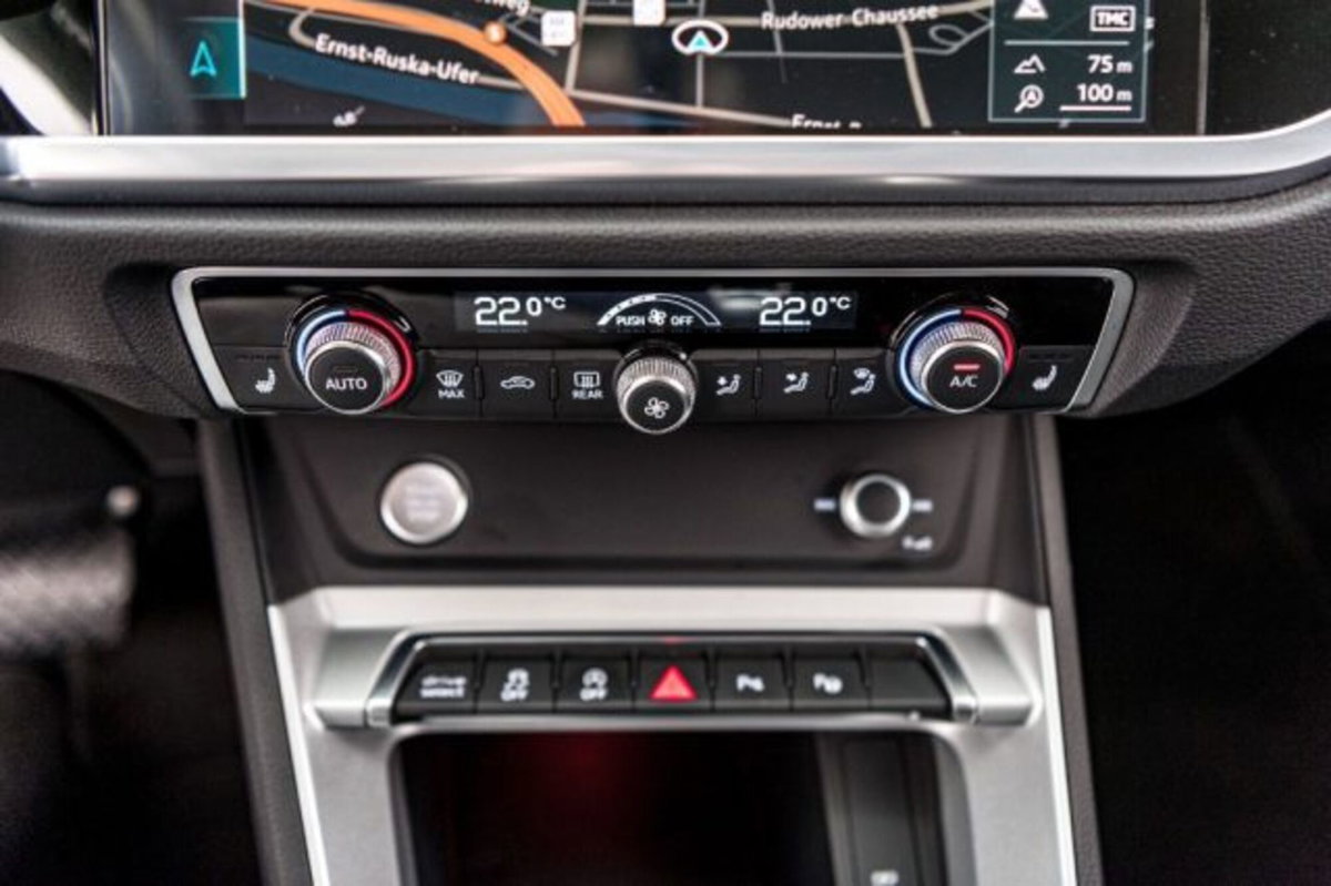 Audi Q3 Sportback 35 TDI quattro S tronic S line edition (10)