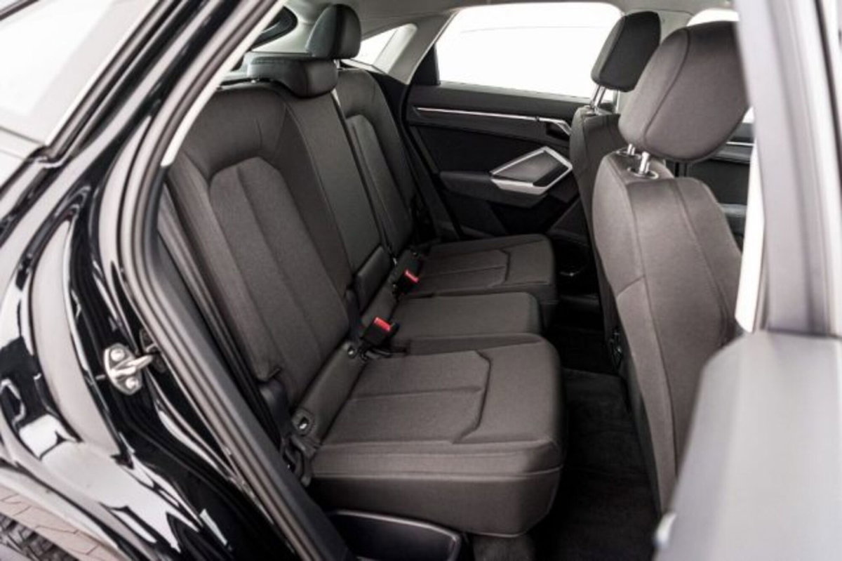 Audi Q3 Sportback 35 TDI quattro S tronic S line edition (13)