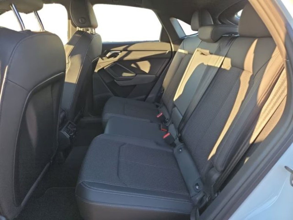 Audi Q3 Sportback 35 TDI quattro S tronic S line edition (12)
