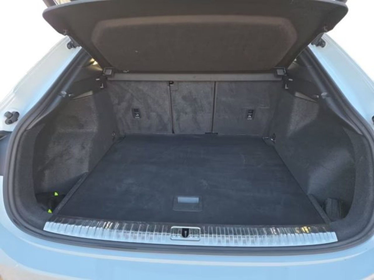 Audi Q3 Sportback 35 TDI quattro S tronic S line edition (14)