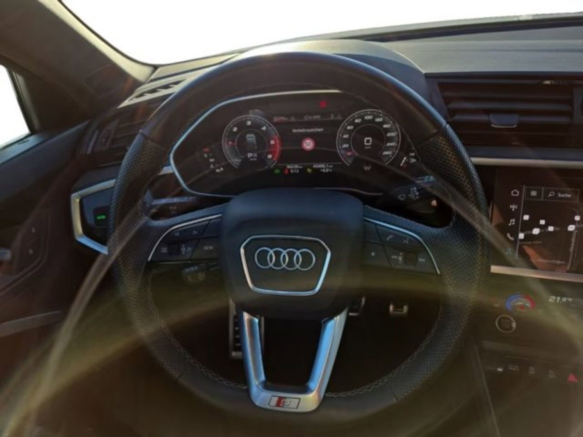 Audi Q3 Sportback 35 TDI quattro S tronic S line edition (8)