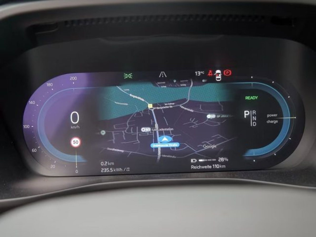 Volvo XC40 B3 automatico Core (15)
