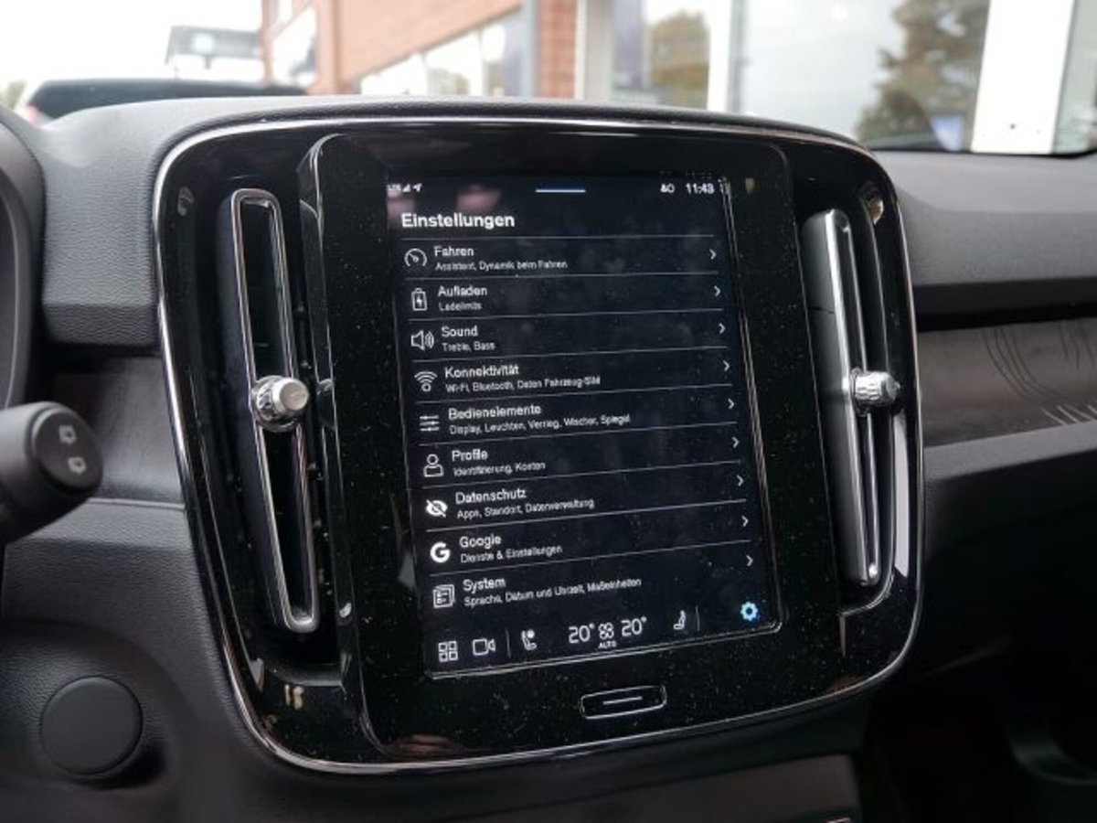 Volvo XC40 B3 automatico Core (18)