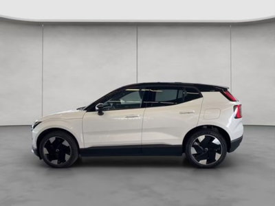 Volvo EX30 Twin Motor Performance Ultra awd (2)