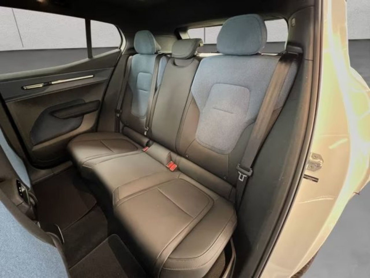Volvo EX30 Twin Motor Performance Ultra awd (20)